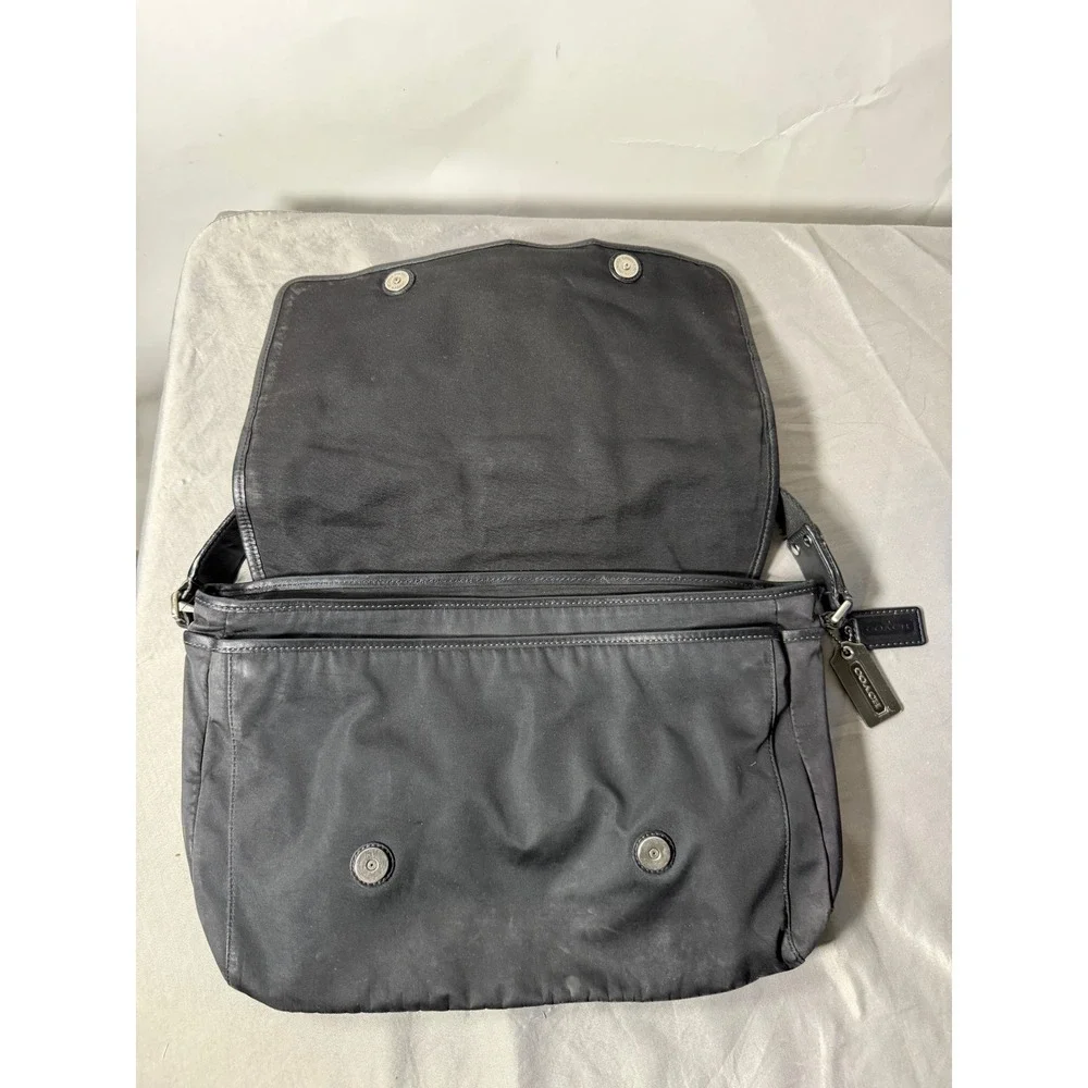 Coach messenger bag